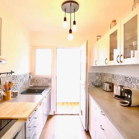 Bleu D'azur Apartman *